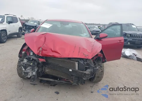 2020 Kia Forte Lxs z USA, uszkodzony, nr VIN 3KPF24AD9LE196819